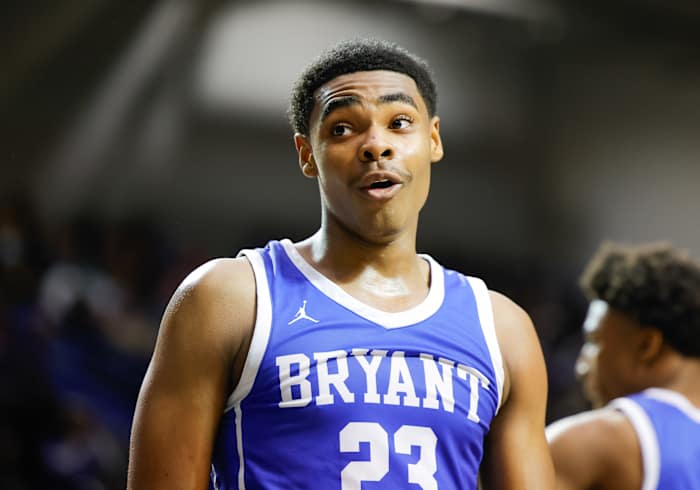 AAA Finals LR Central vs Bryant__00040